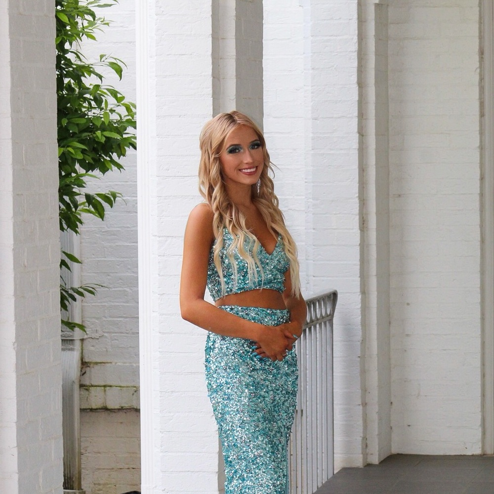 Meet your Posher, Peyton